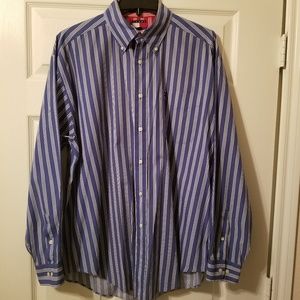 Tommy Hilfiger button up size large shirt